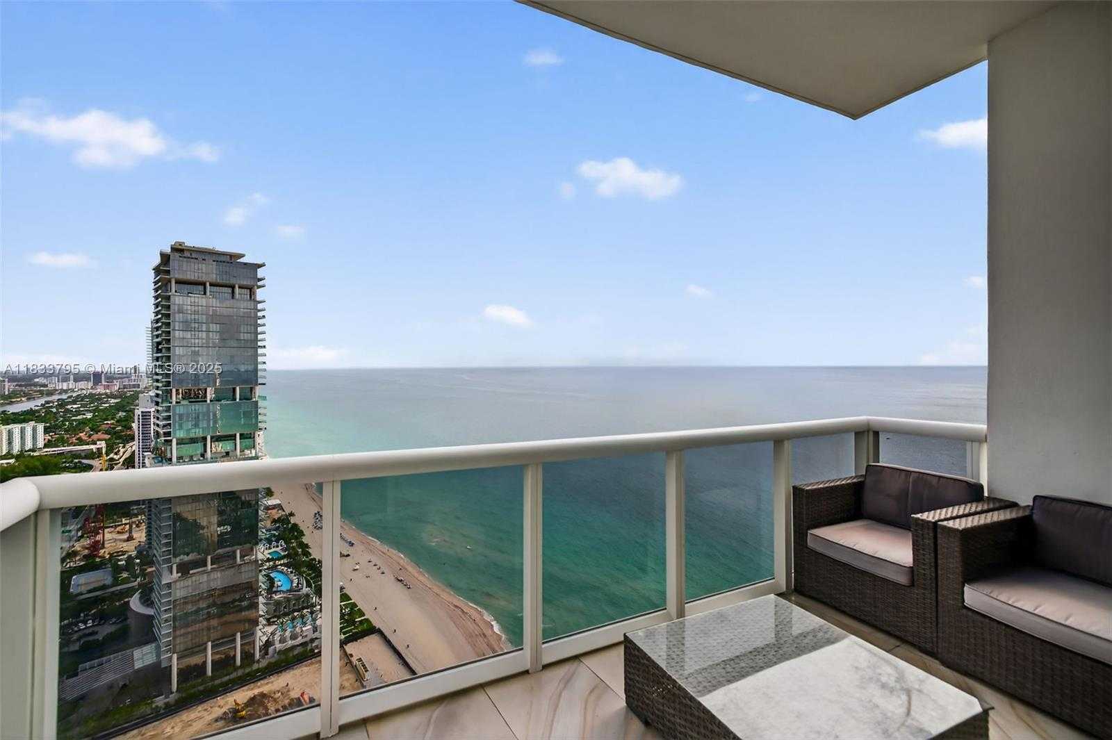 Small Image of 18201 COLLINS AVE #TS2 & TS3, Sunny Isles Beach Number 31