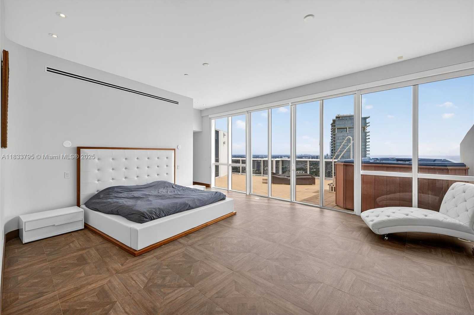 Small Image of 18201 COLLINS AVE #TS2 & TS3, Sunny Isles Beach Number 40