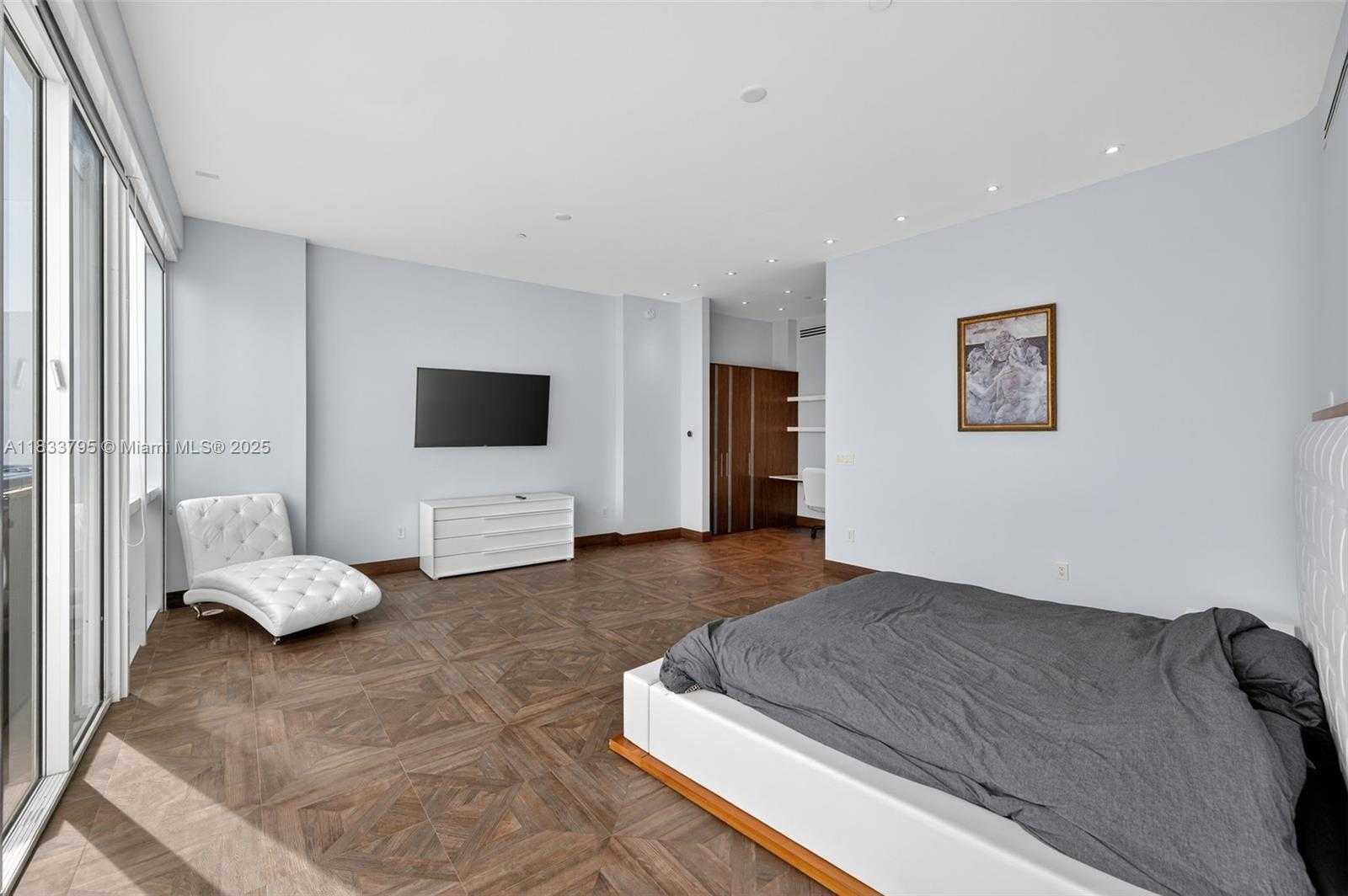 Small Image of 18201 COLLINS AVE #TS2 & TS3, Sunny Isles Beach Number 43