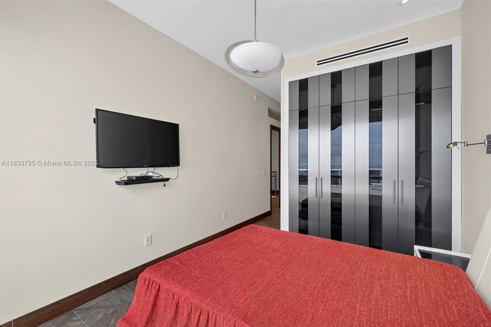 Small Image of 18201 COLLINS AVE #TS2 & TS3, Sunny Isles Beach Number 58