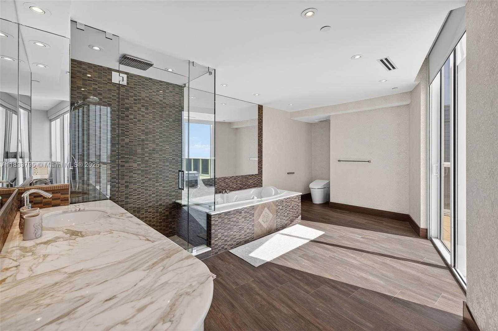 Small Image of 18201 COLLINS AVE #TS2 & TS3, Sunny Isles Beach Number 8