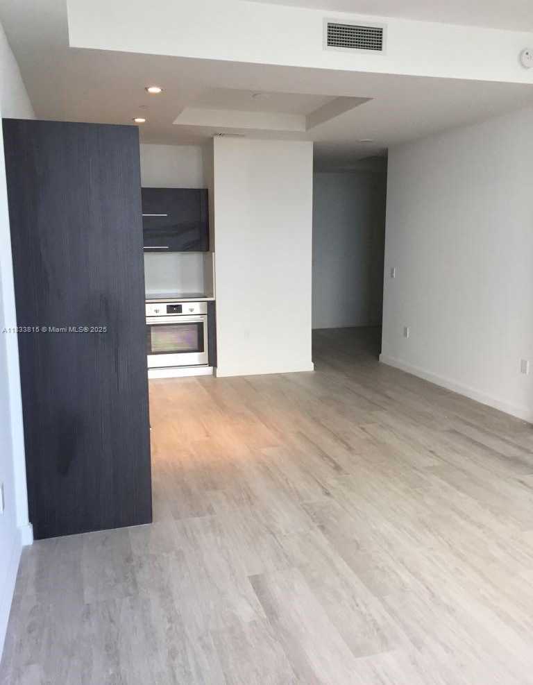 Small Image of 45 SOUTH WEST 9TH ST #4405, Miami Number 10