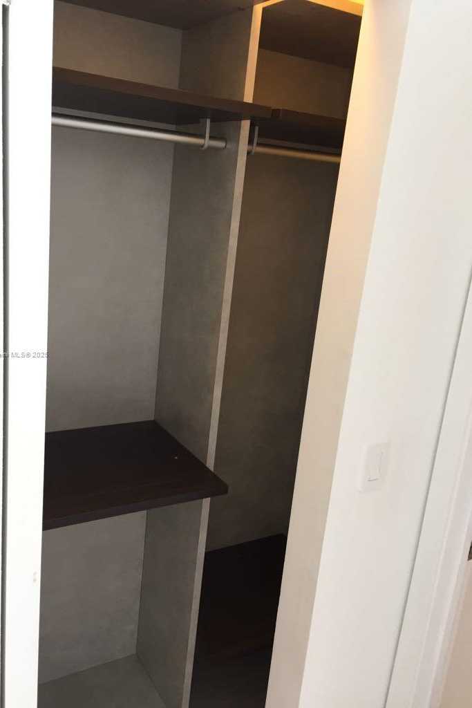 Small Image of 45 SOUTH WEST 9TH ST #4405, Miami Number 12