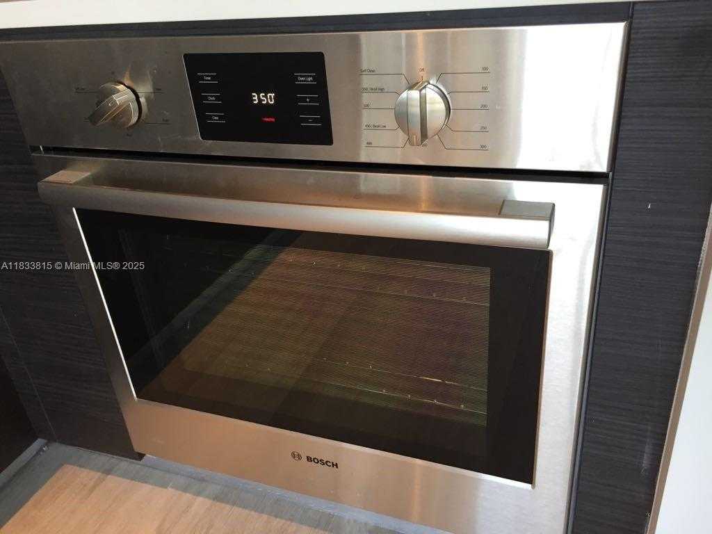 Small Image of 45 SOUTH WEST 9TH ST #4405, Miami Number 19