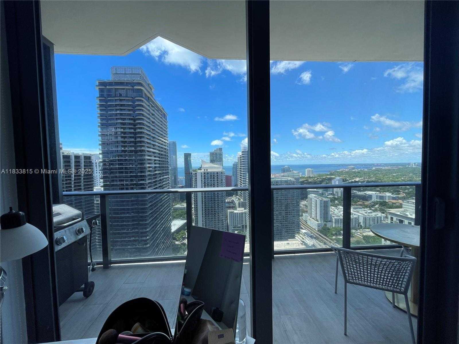 Small Image of 45 SOUTH WEST 9TH ST #4405, Miami Number 2