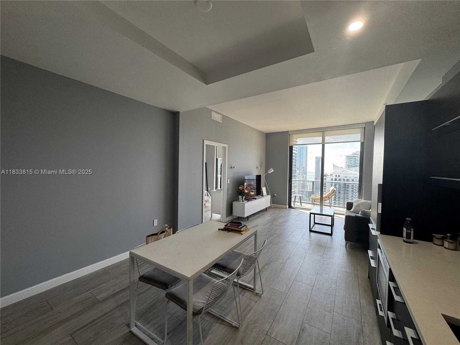 Small Image of 45 SOUTH WEST 9TH ST #4405, Miami Number 21