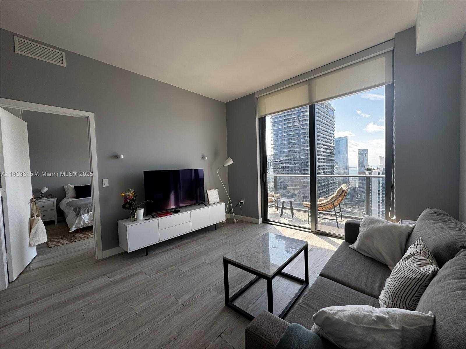 Small Image of 45 SOUTH WEST 9TH ST #4405, Miami Number 25