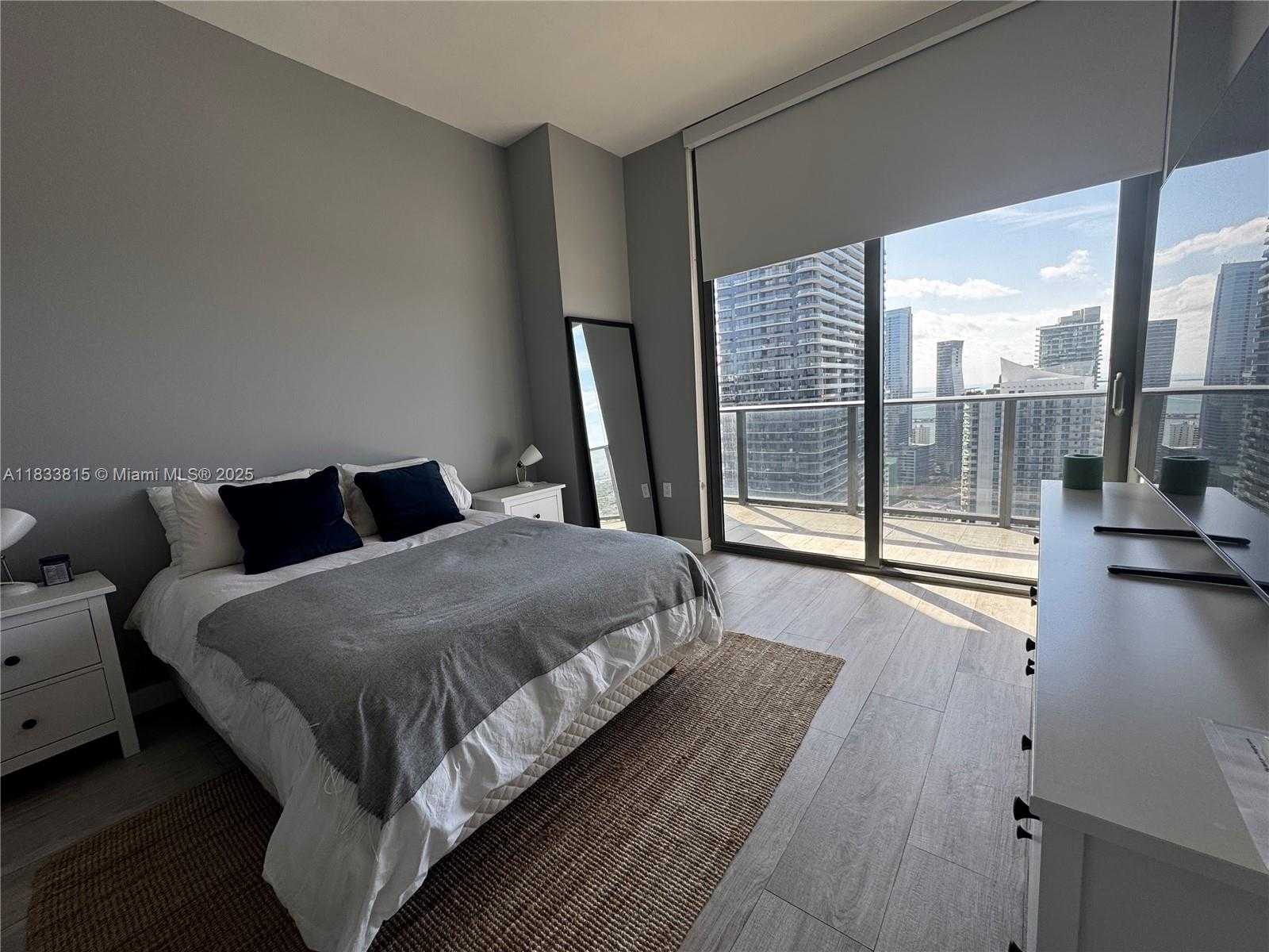 Small Image of 45 SOUTH WEST 9TH ST #4405, Miami Number 26