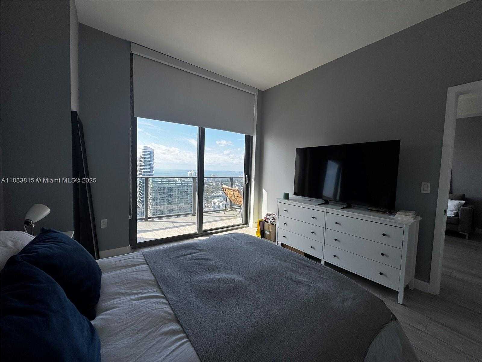 Small Image of 45 SOUTH WEST 9TH ST #4405, Miami Number 27