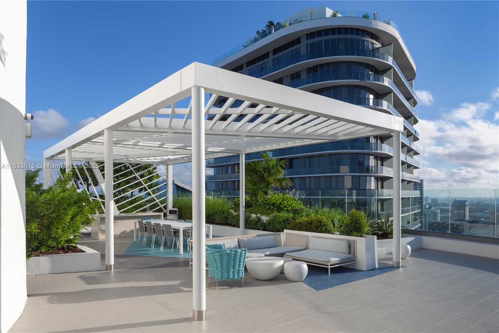 Small Image of 45 SOUTH WEST 9TH ST #4405, Miami Number 38