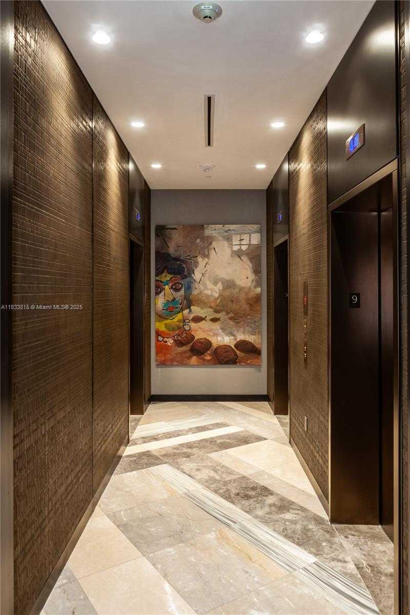 Small Image of 45 SOUTH WEST 9TH ST #4405, Miami Number 41