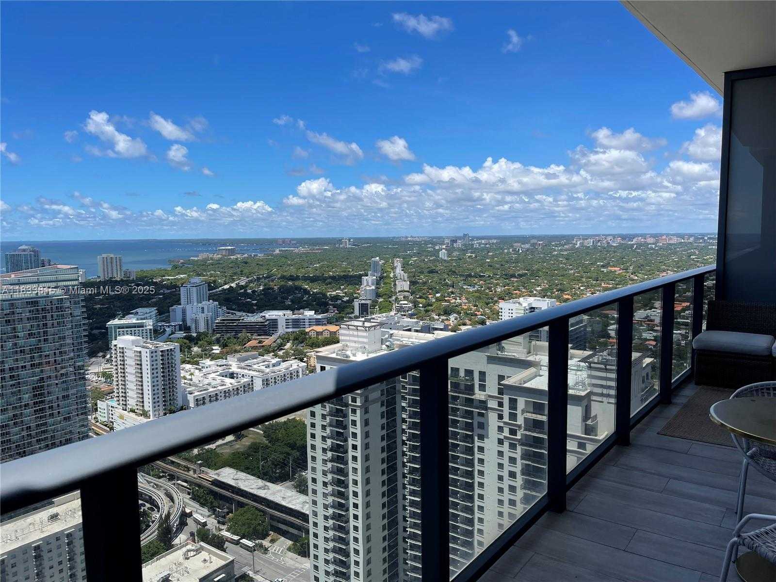 Small Image of 45 SOUTH WEST 9TH ST #4405, Miami Number 6