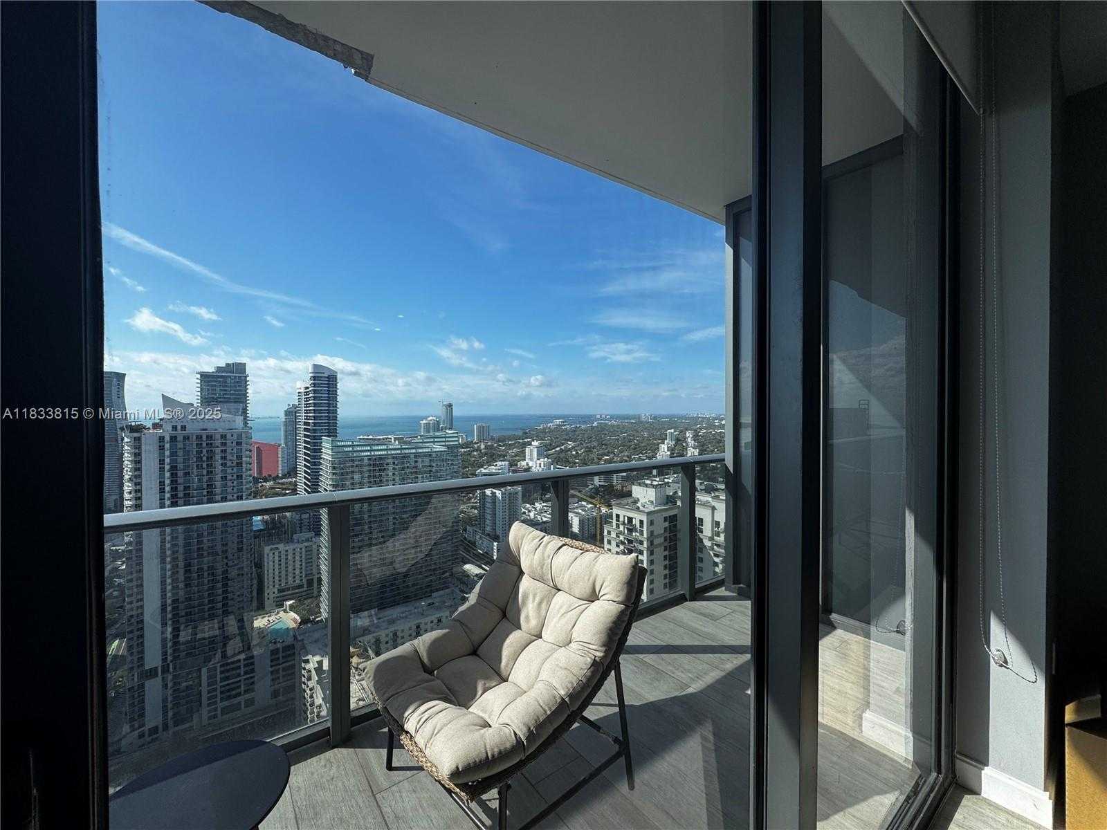 Small Image of 45 SOUTH WEST 9TH ST #4405, Miami Number 7