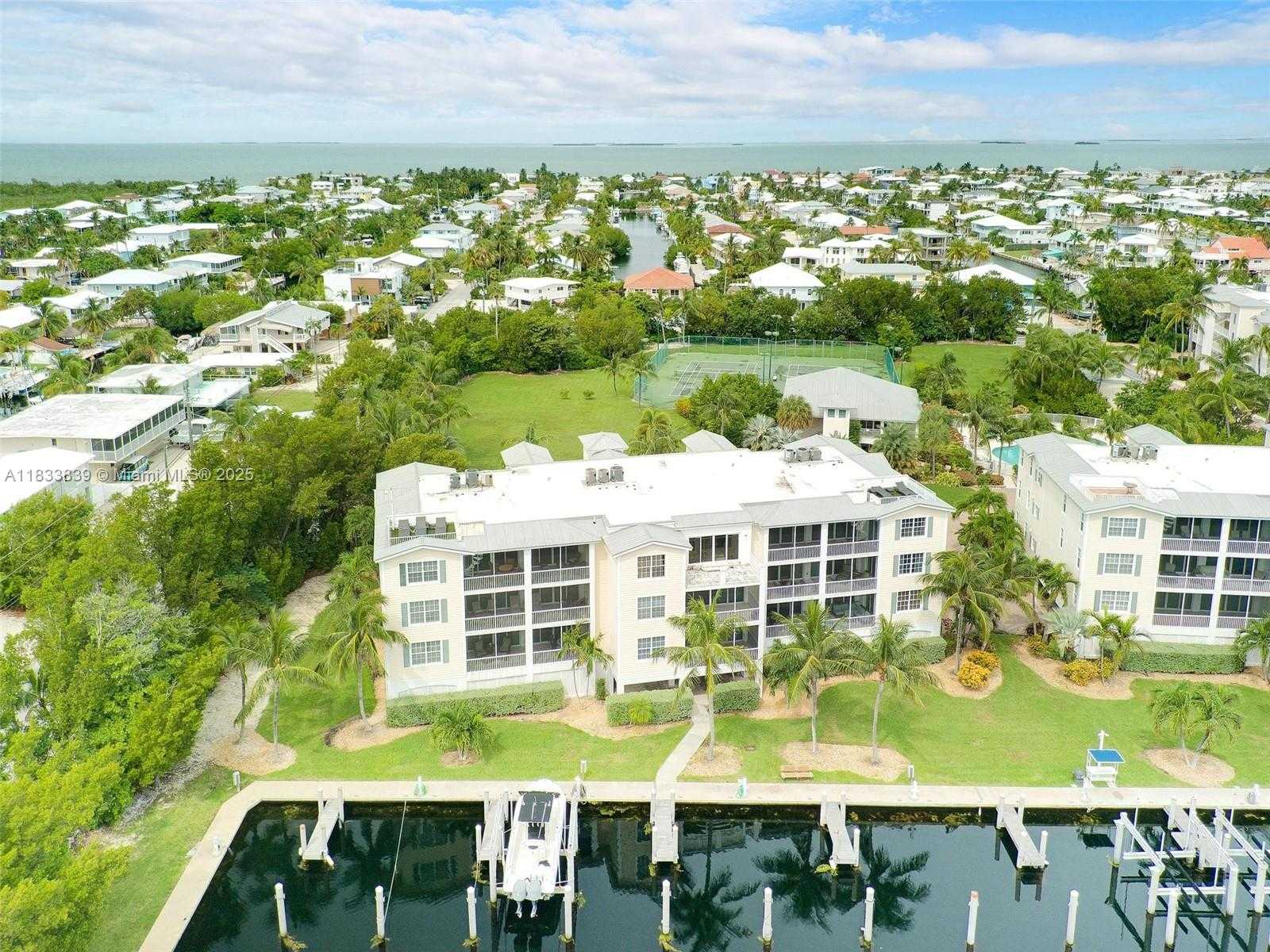 Small Image of 101 GULFVIEW DR #116, Islamorada Number 21