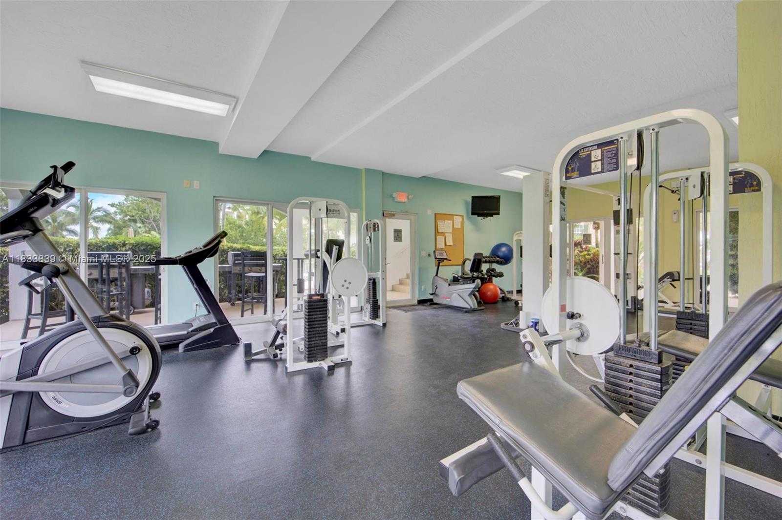 Small Image of 101 GULFVIEW DR #116, Islamorada Number 25