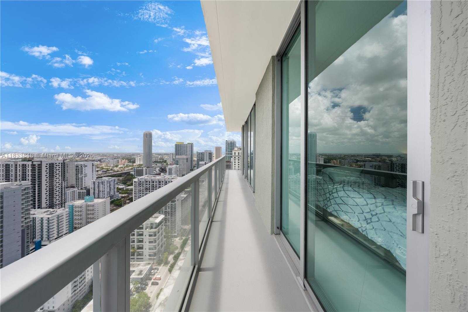 Small Image of 79 SOUTH WEST 12TH ST #3812S, Miami Number 24