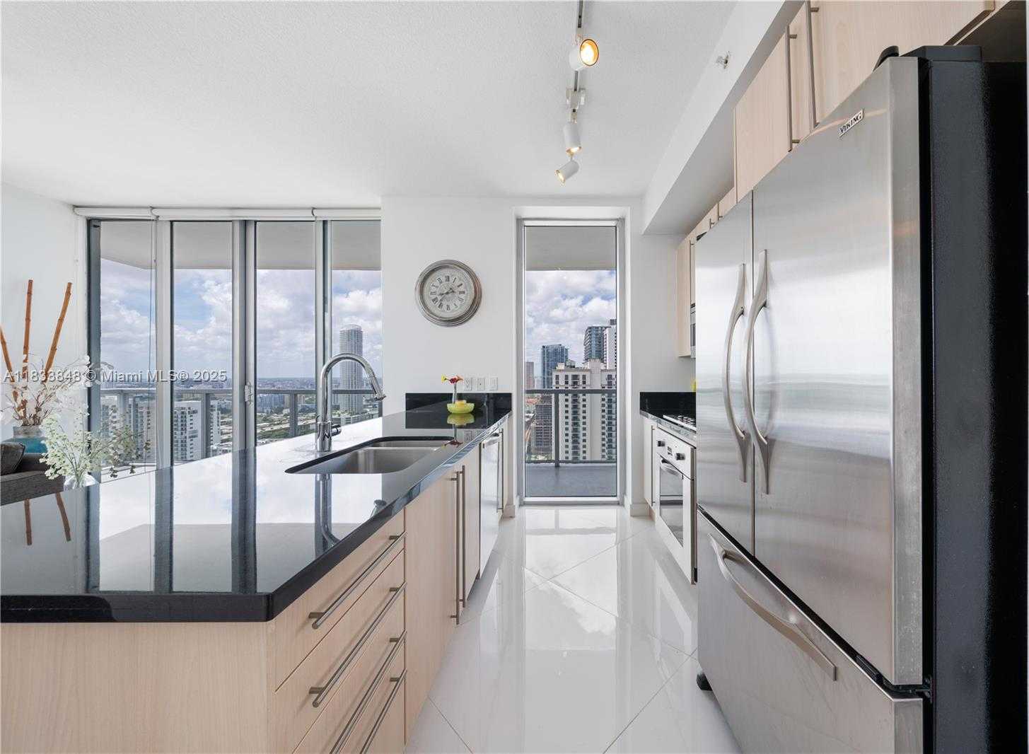 Small Image of 79 SOUTH WEST 12TH ST #3812S, Miami Number 4