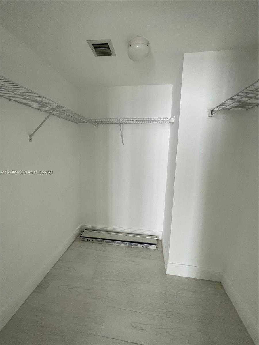 Small Image of 1250 SOUTH MIAMI AVE #1209, Miami Number 13