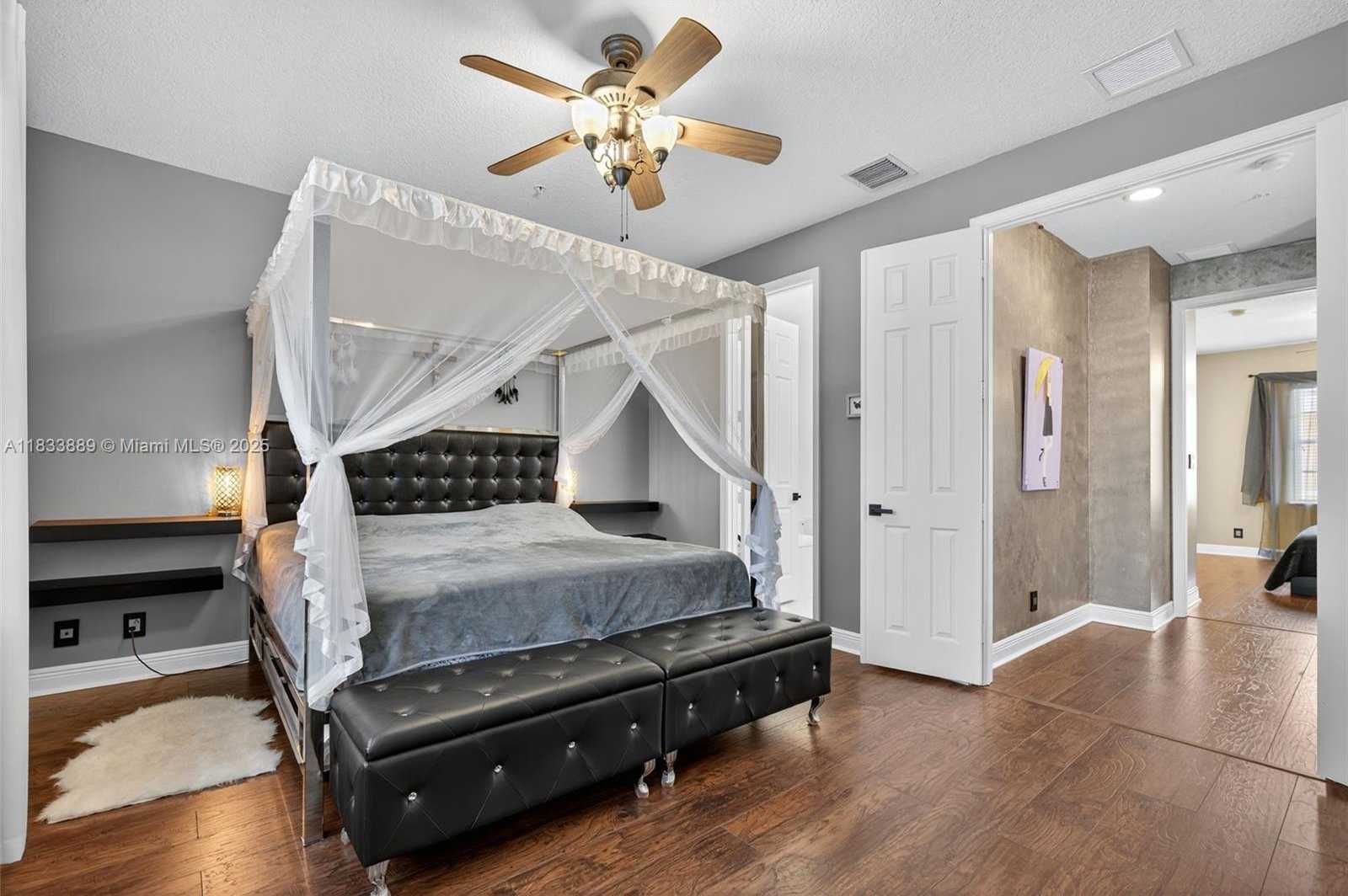 Small Image of 153 APALACHEE LN, Jupiter Number 20