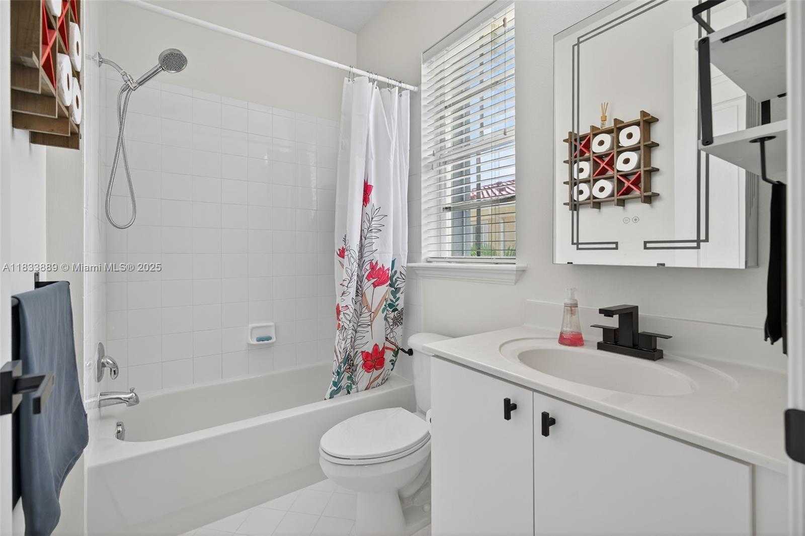 Small Image of 153 APALACHEE LN, Jupiter Number 32