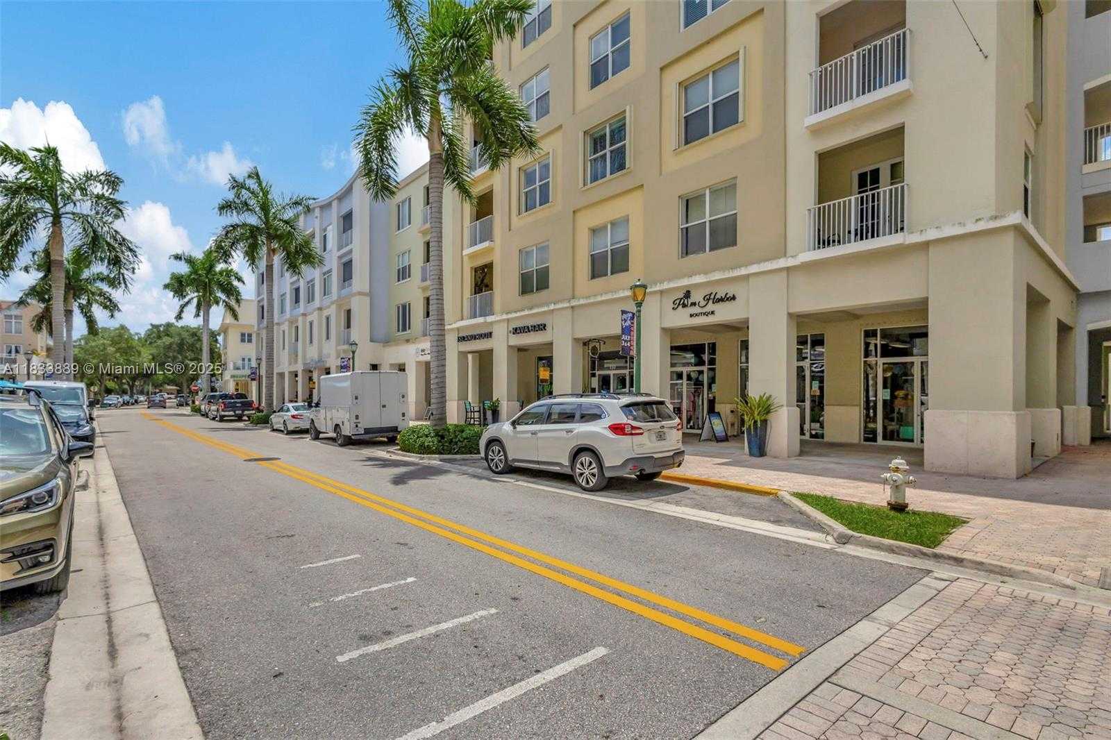 Small Image of 153 APALACHEE LN, Jupiter Number 64