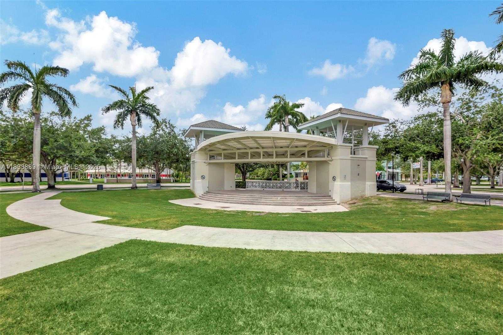 Small Image of 153 APALACHEE LN, Jupiter Number 67