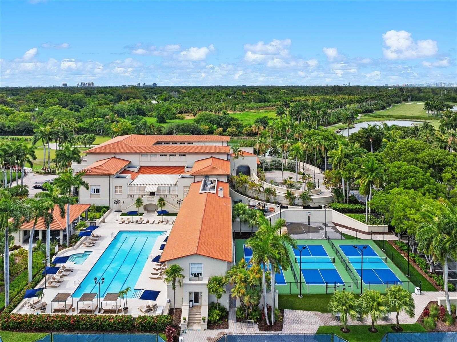 Small Image of 13633 DEERING BAY DR #225, Coral Gables Number 32