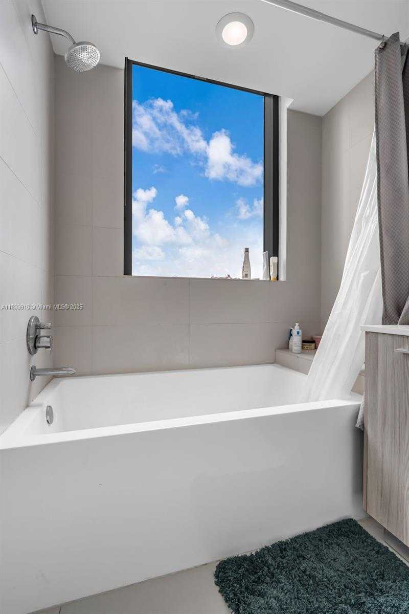 Small Image of 501 NORTH EAST 31ST ST #2308, Miami Number 20
