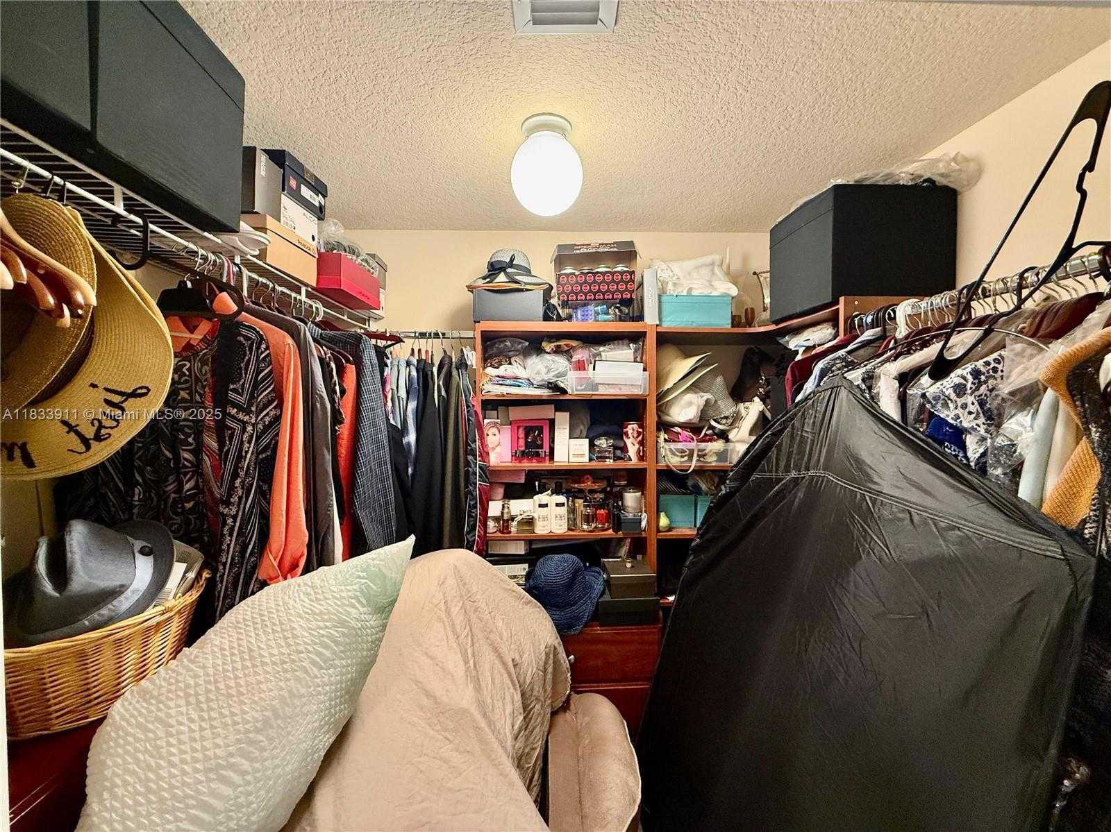 Small Image of 3001 NORTH EAST 185TH ST #112, Aventura Number 7