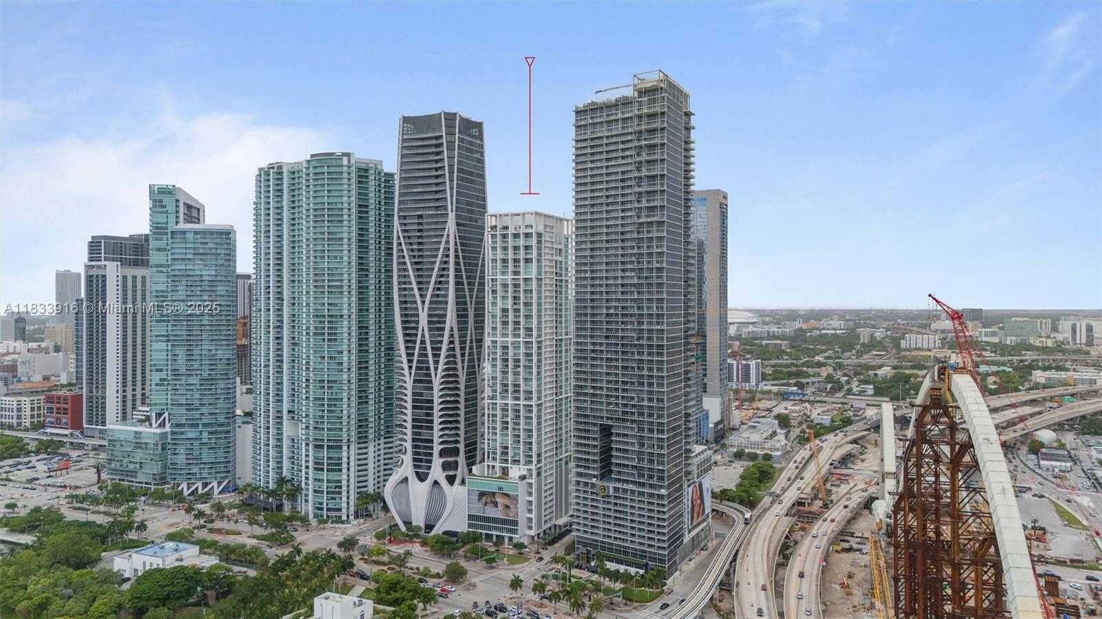 Small Image of 1040 BISCAYNE BLVD #2108, Miami Number 3