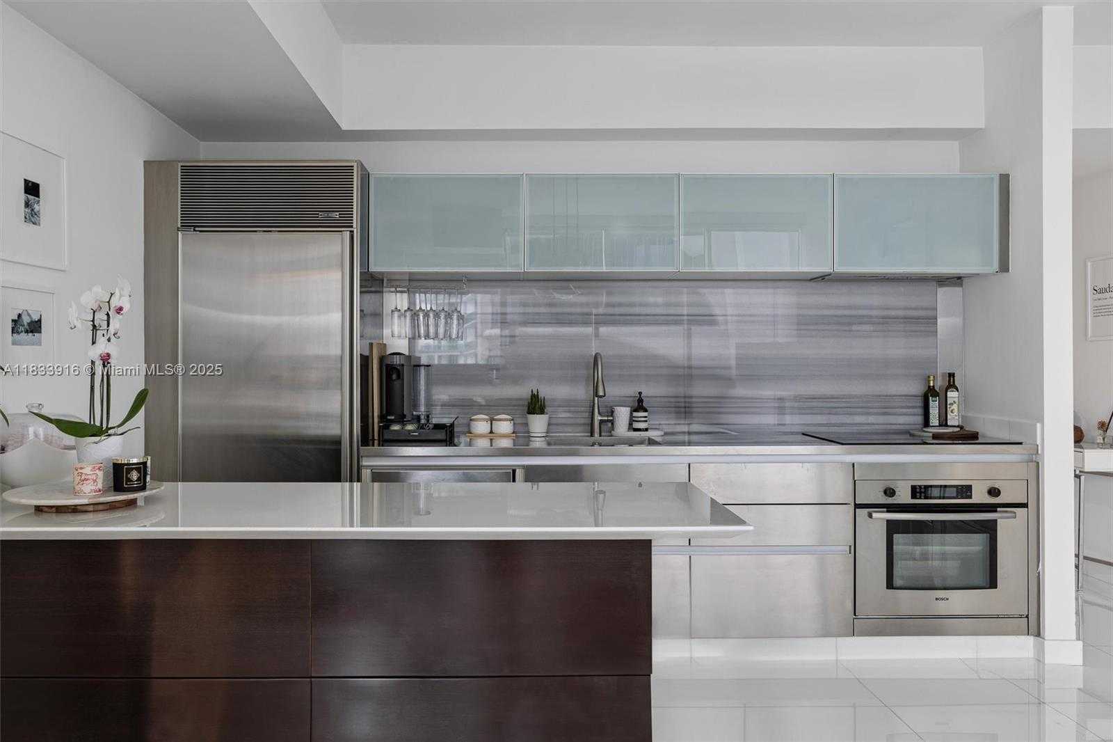 Small Image of 1040 BISCAYNE BLVD #2108, Miami Number 37