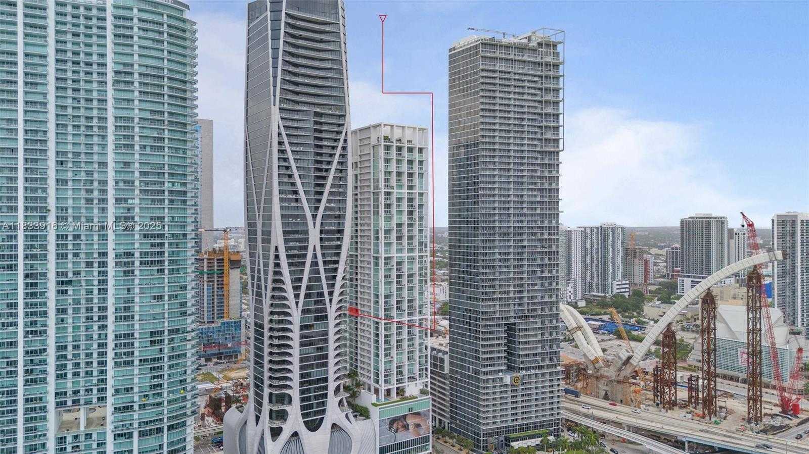 Small Image of 1040 BISCAYNE BLVD #2108, Miami Number 4