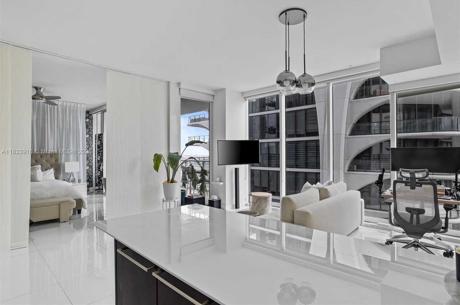 Small Image of 1040 BISCAYNE BLVD #2108, Miami Number 43