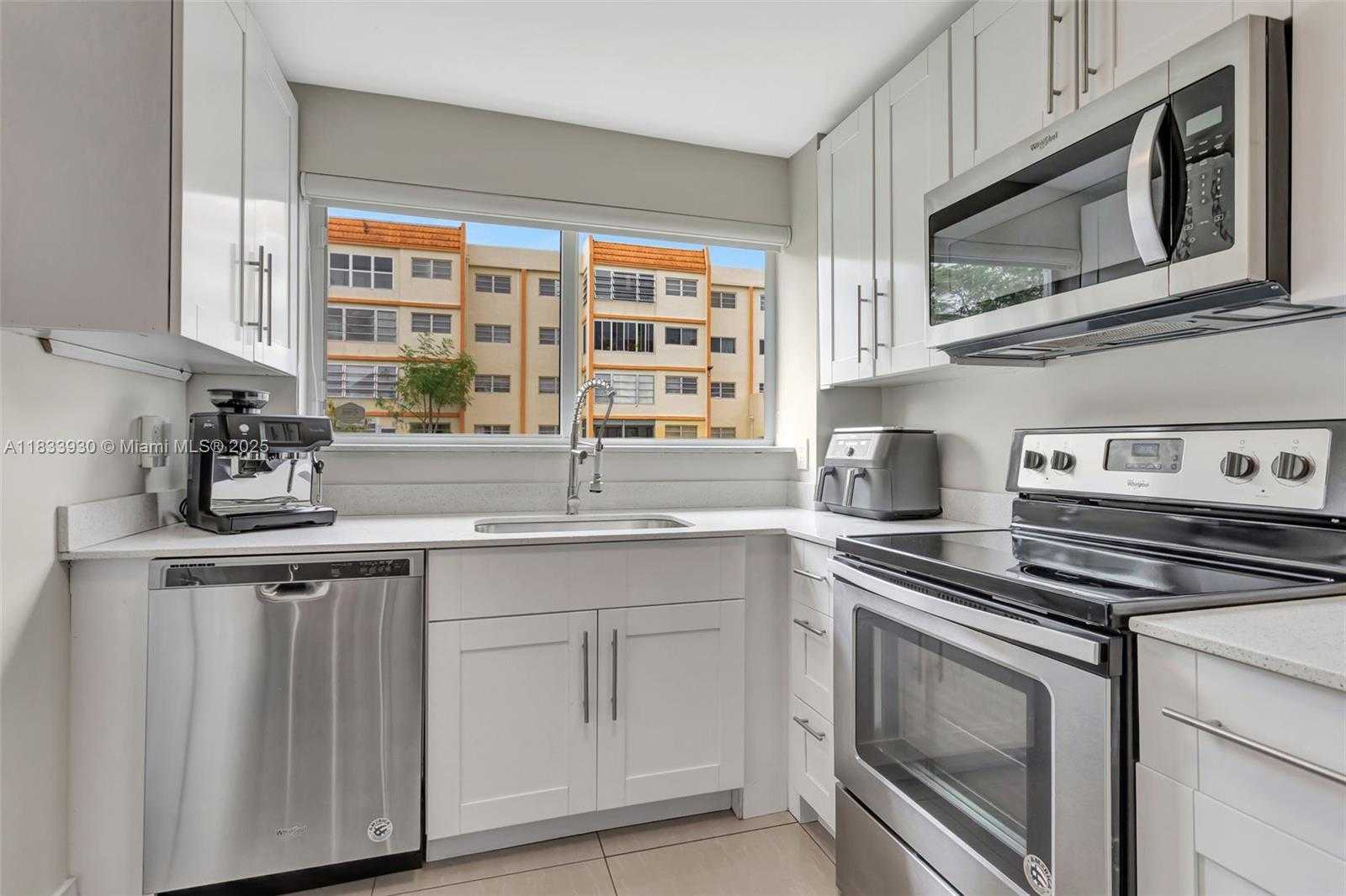 Small Image of 2401 NORTH WEST 41ST AVE #108, Lauderhill Number 7