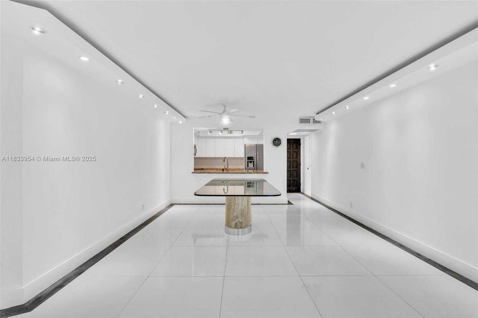 Small Image of 3800 NORTH HILLS DR #312, Hollywood Number 15