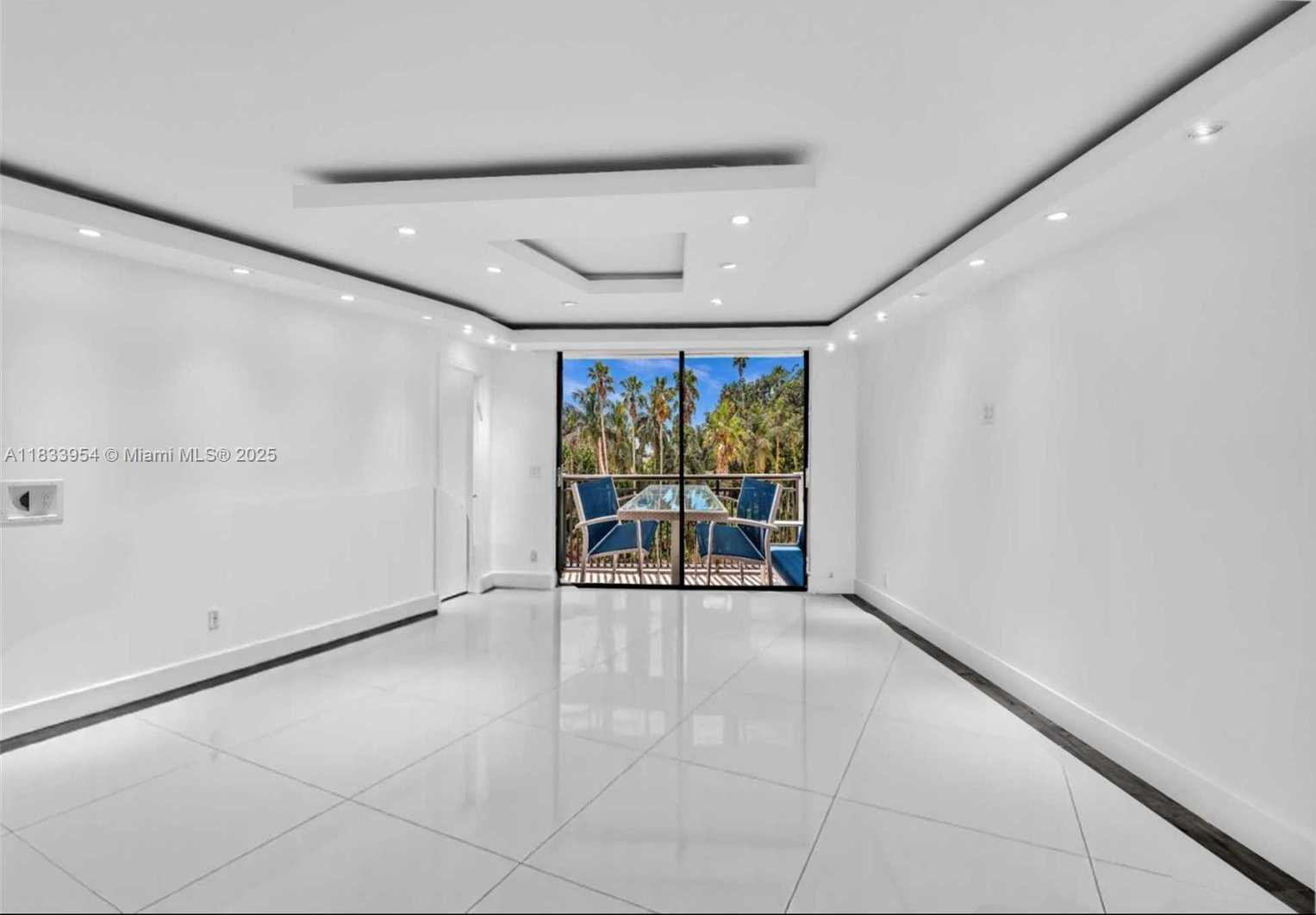 Small Image of 3800 NORTH HILLS DR #312, Hollywood Number 18