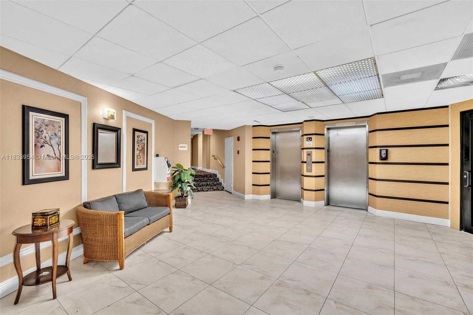 Small Image of 3800 NORTH HILLS DR #312, Hollywood Number 3