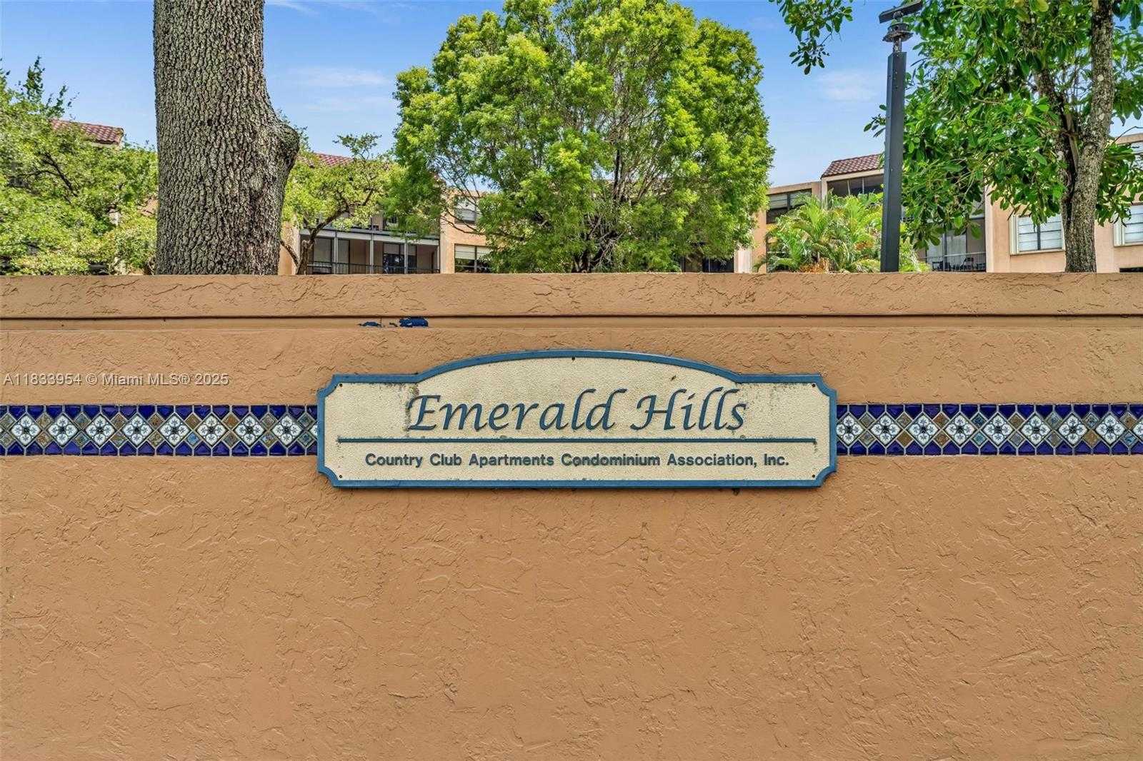 Small Image of 3800 NORTH HILLS DR #312, Hollywood Number 42