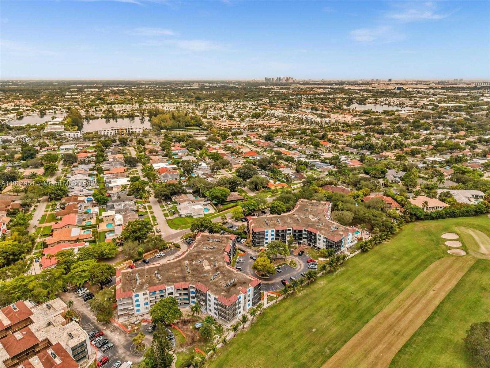 Small Image of 3800 NORTH HILLS DR #312, Hollywood Number 48