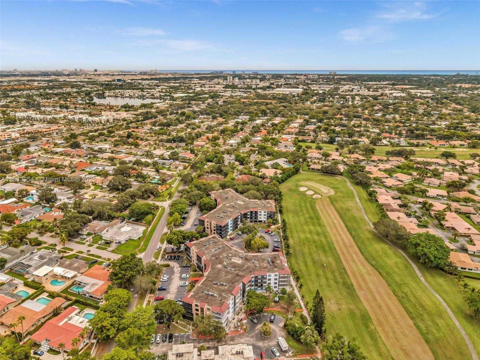 Small Image of 3800 NORTH HILLS DR #312, Hollywood Number 50