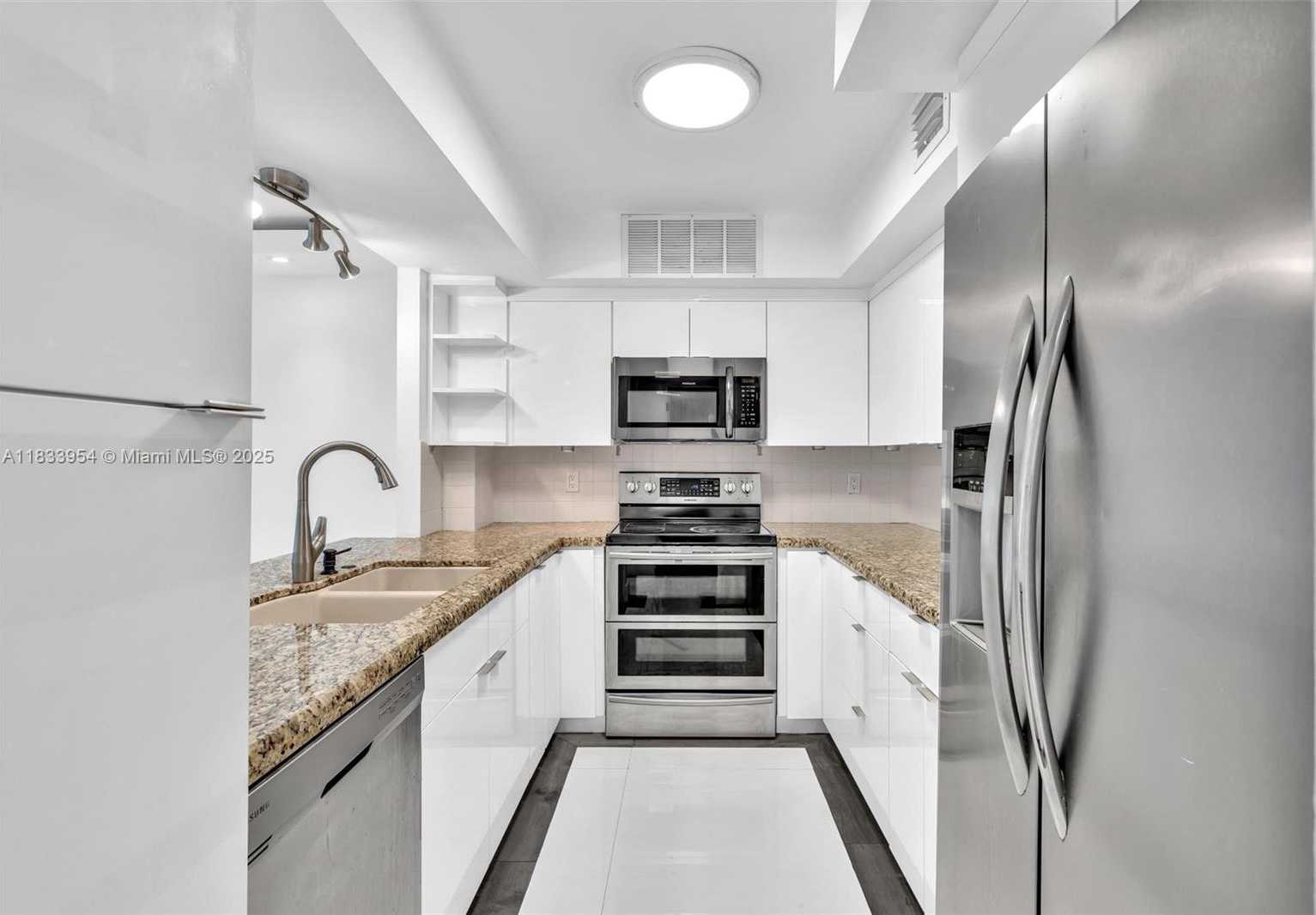 Small Image of 3800 NORTH HILLS DR #312, Hollywood Number 9