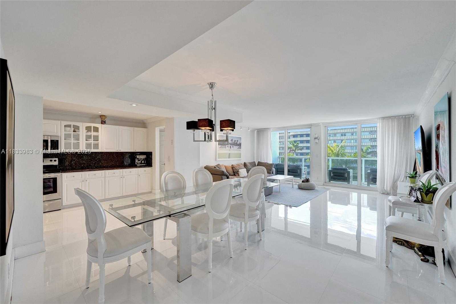 Small Image of 1880 SOUTH OCEAN DR #503, Hallandale Beach Number 12