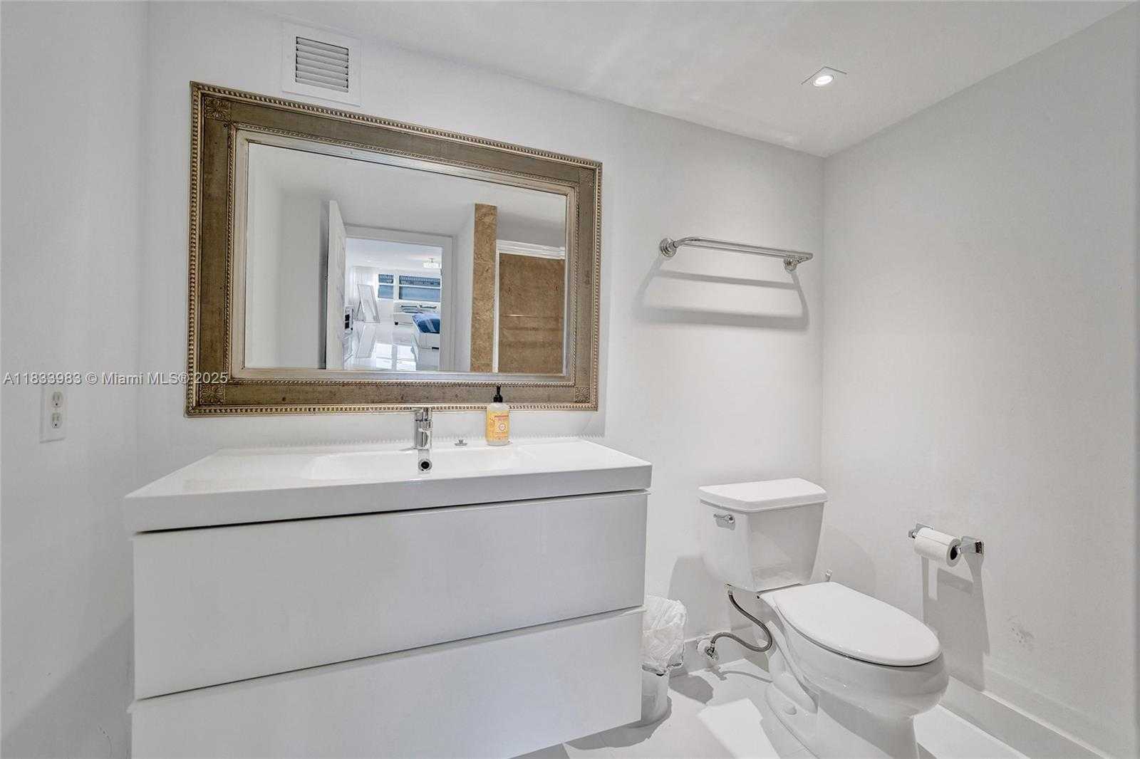 Small Image of 1880 SOUTH OCEAN DR #503, Hallandale Beach Number 22
