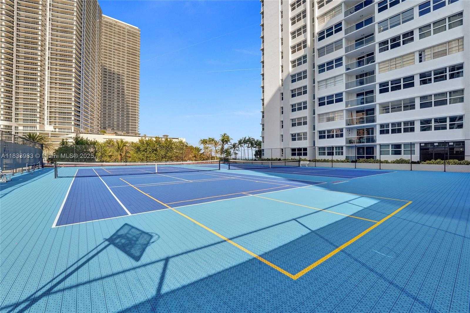 Small Image of 1880 SOUTH OCEAN DR #503, Hallandale Beach Number 27