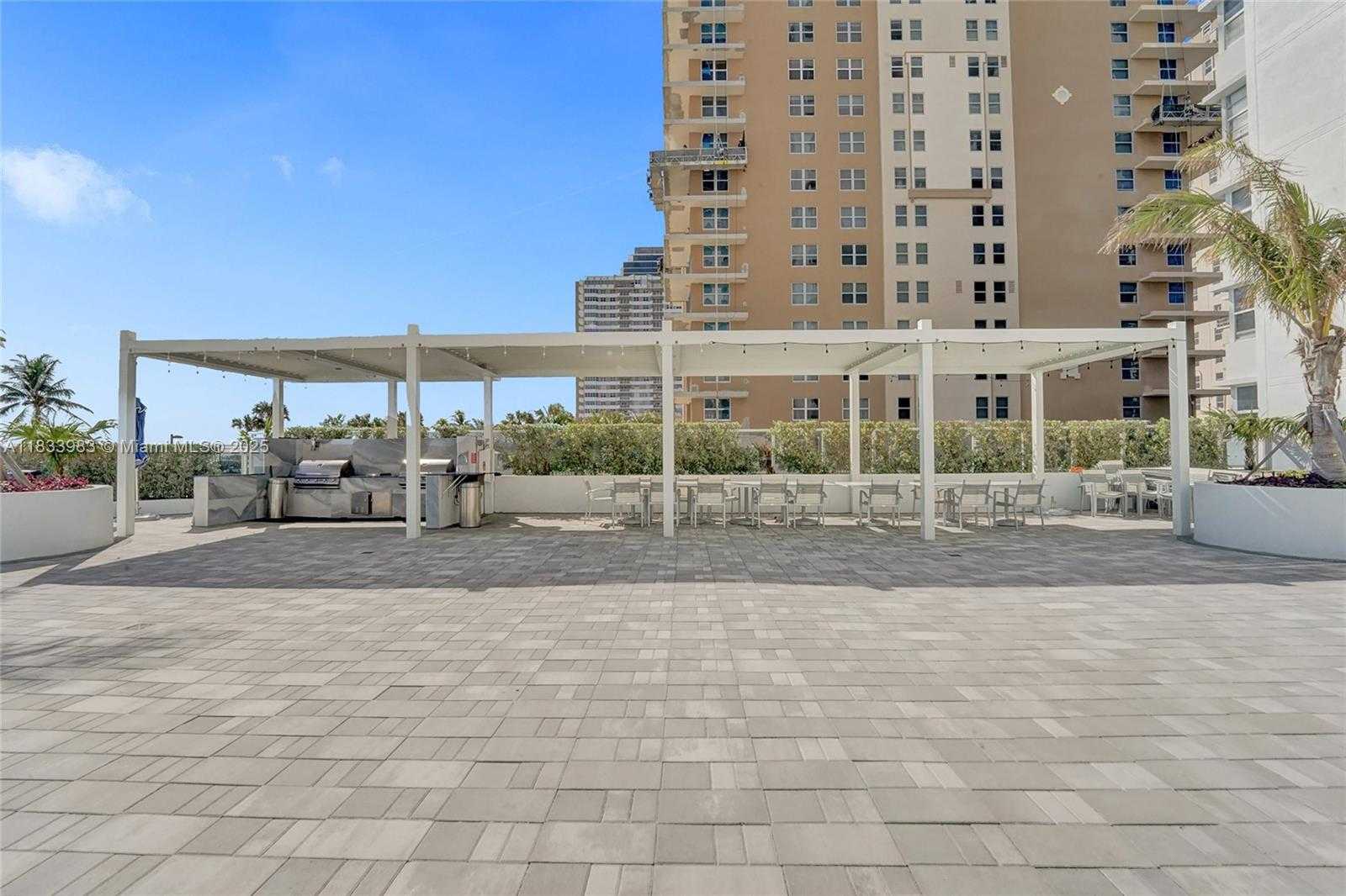 Small Image of 1880 SOUTH OCEAN DR #503, Hallandale Beach Number 29