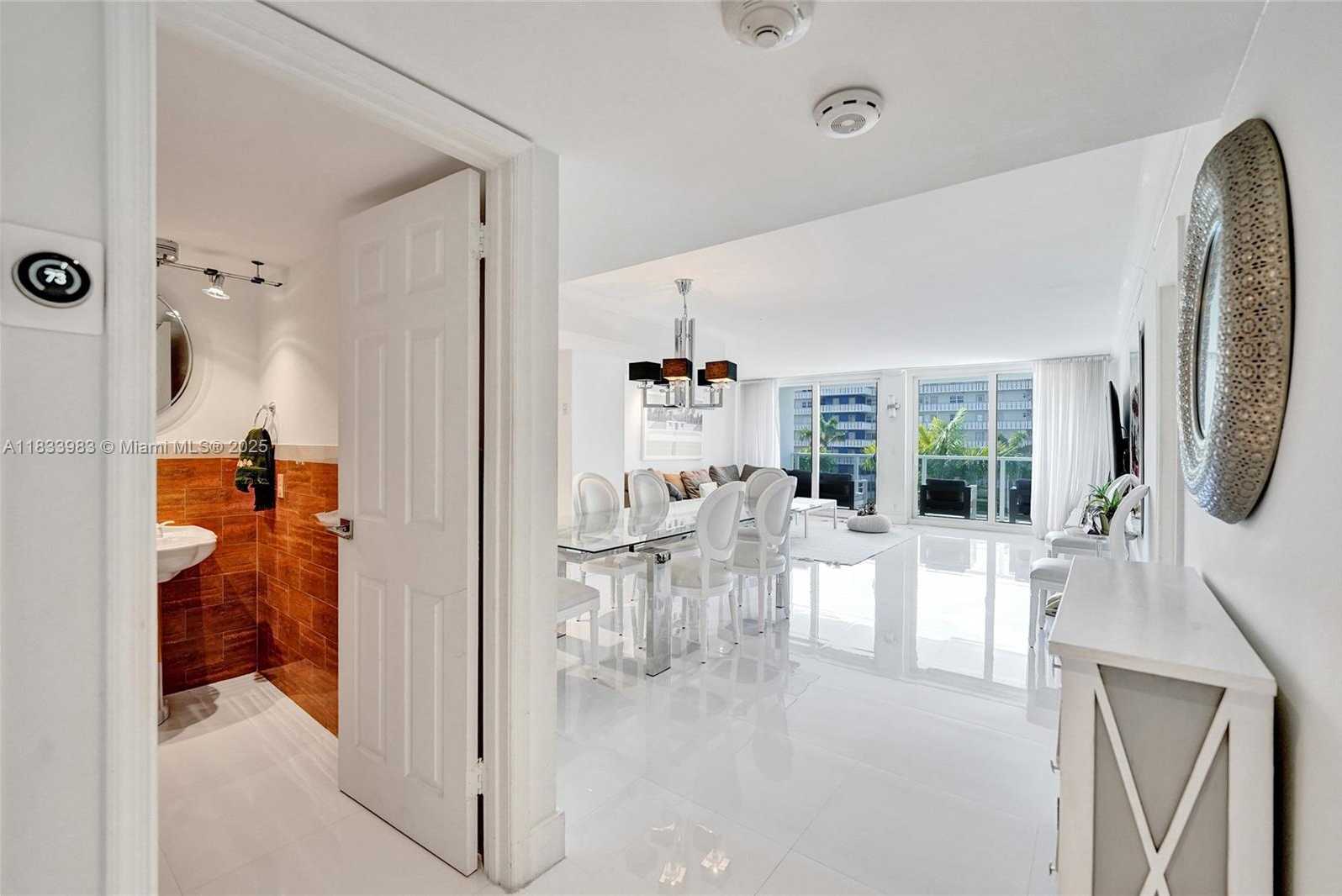 Small Image of 1880 SOUTH OCEAN DR #503, Hallandale Beach Number 5
