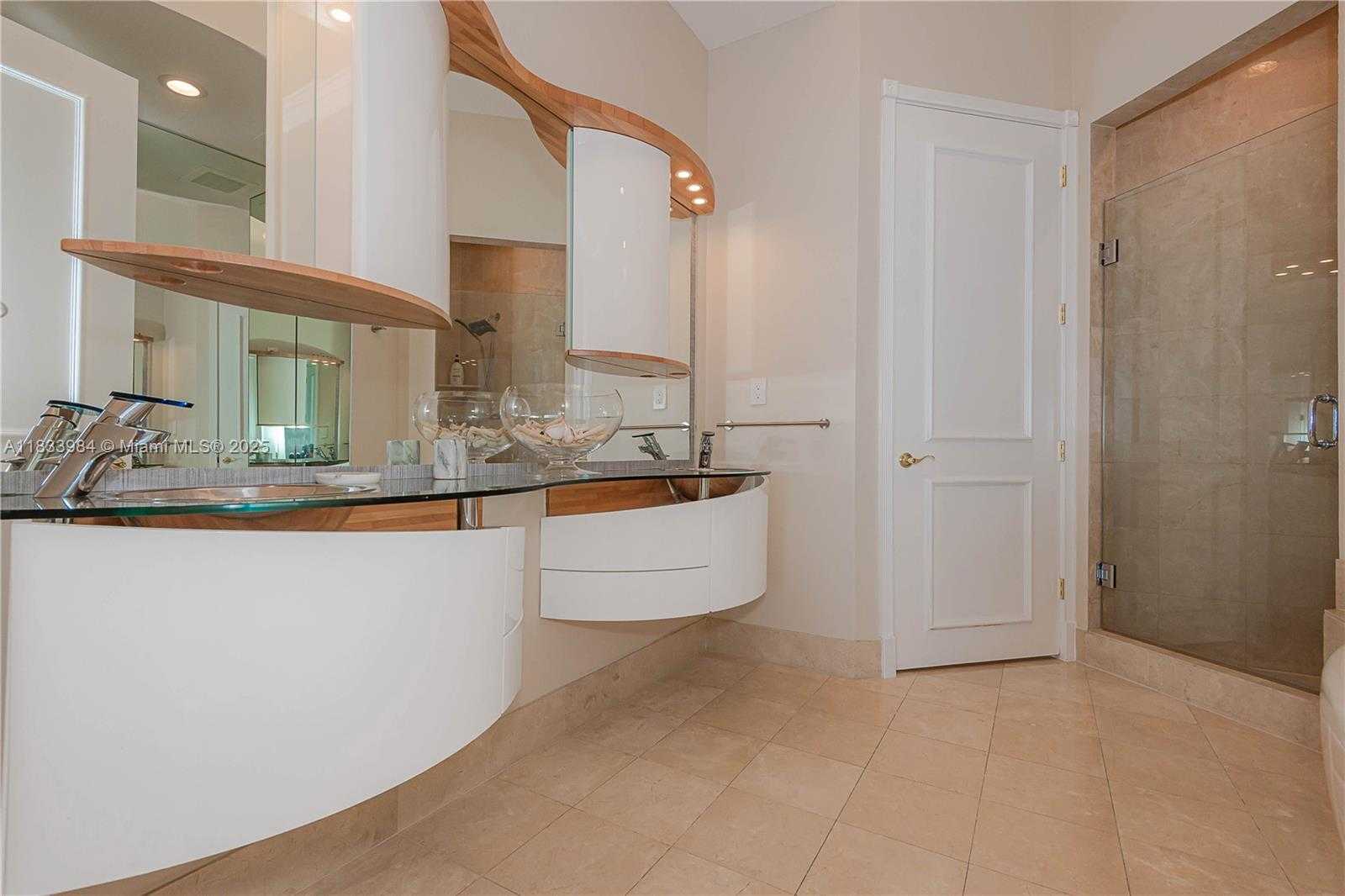 Small Image of 18101 COLLINS AVE #PH5104, Sunny Isles Beach Number 19
