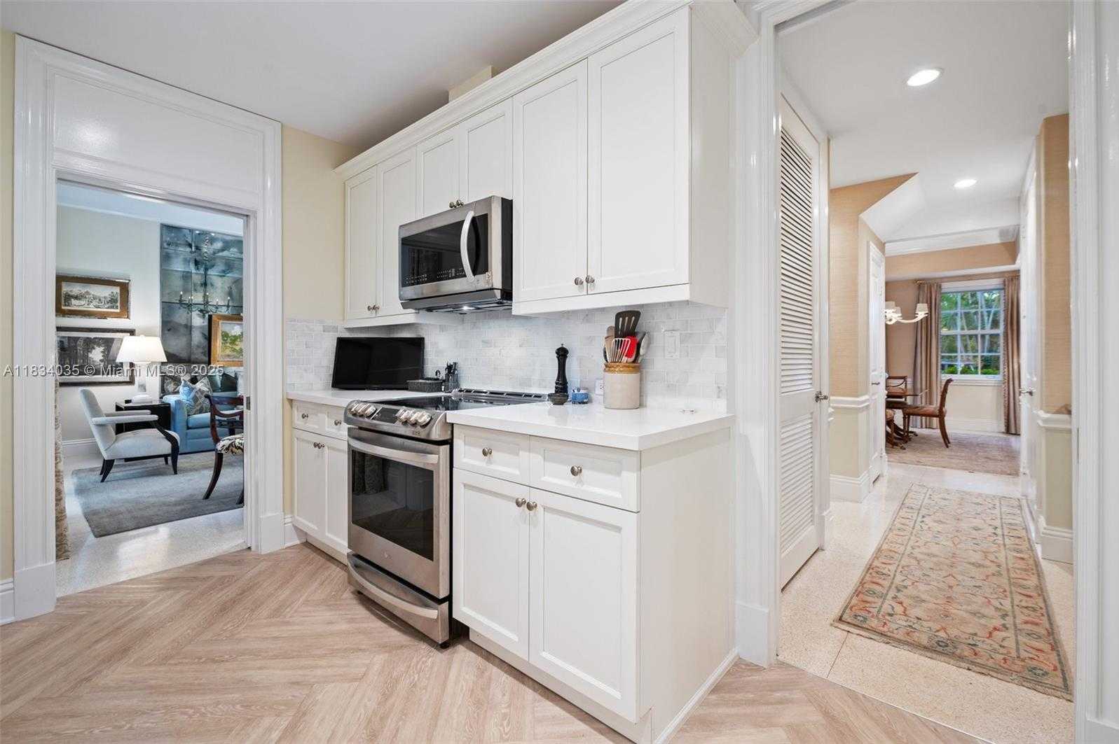 Small Image of 568 LORETTO AVE #11, Coral Gables Number 12