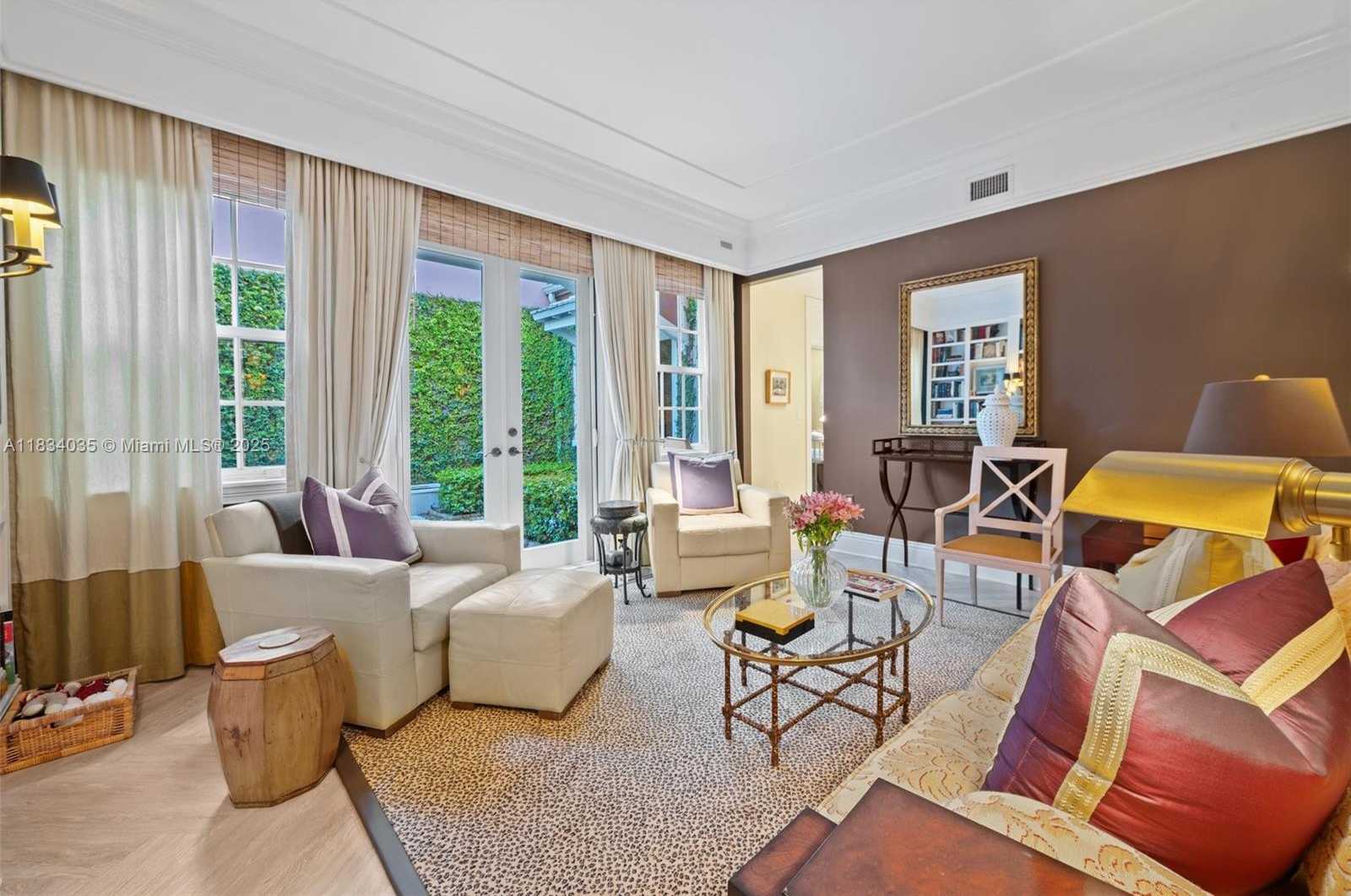 Small Image of 568 LORETTO AVE #11, Coral Gables Number 15