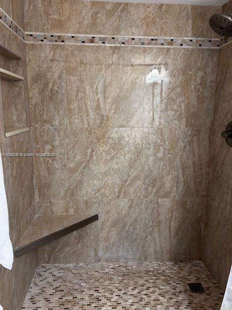 Small Image of 2001 ATLANTIC SHORES BLVD #516, Hallandale Beach Number 13